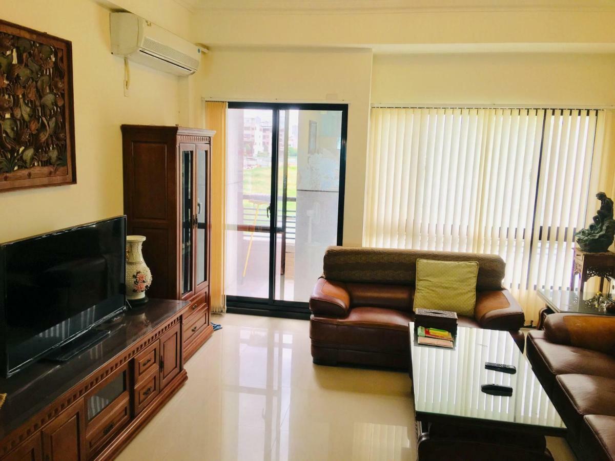 Hades VIlla 月租 Tainan Exteriör bild
